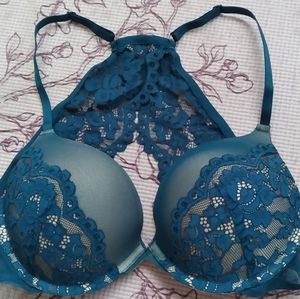 Frederick's of Hollywood Hearthtrob Lace Pushup Bra